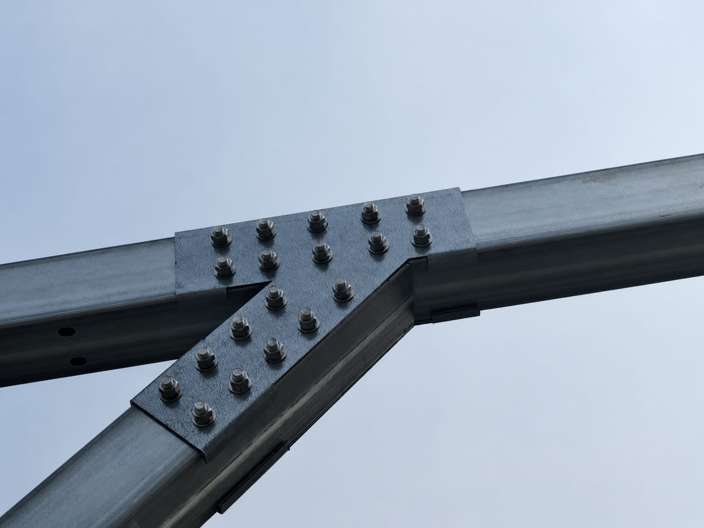 Carport steel frame bolted connection detail
