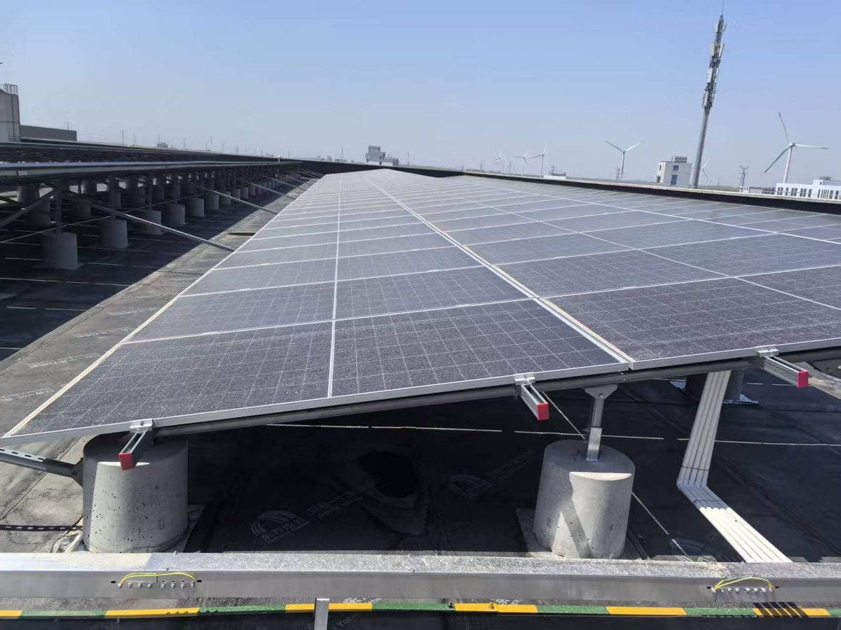 Large-scale steel ground mount solar array